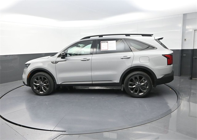 2023 Kia Sorento X-Line SX Prestige photo 4