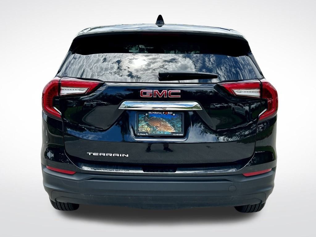 2024 Gmc Terrain SLE photo 5