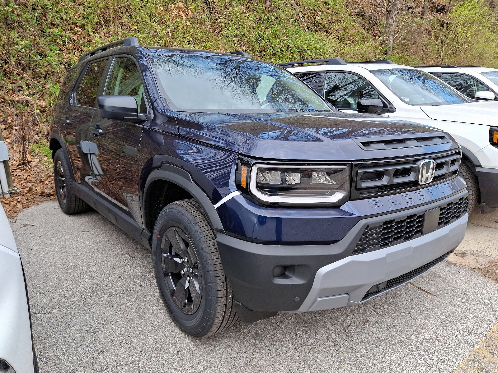 2026 Honda Passport photo 2