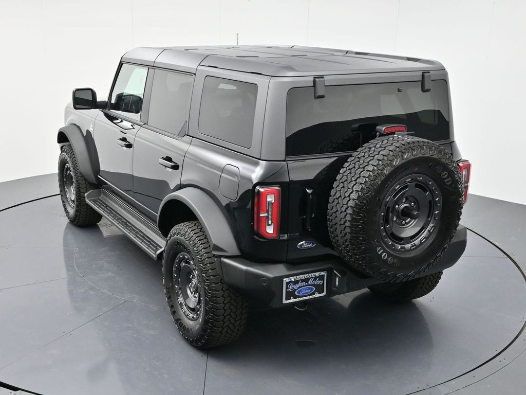 2025 Ford Bronco Outer Banks photo 36