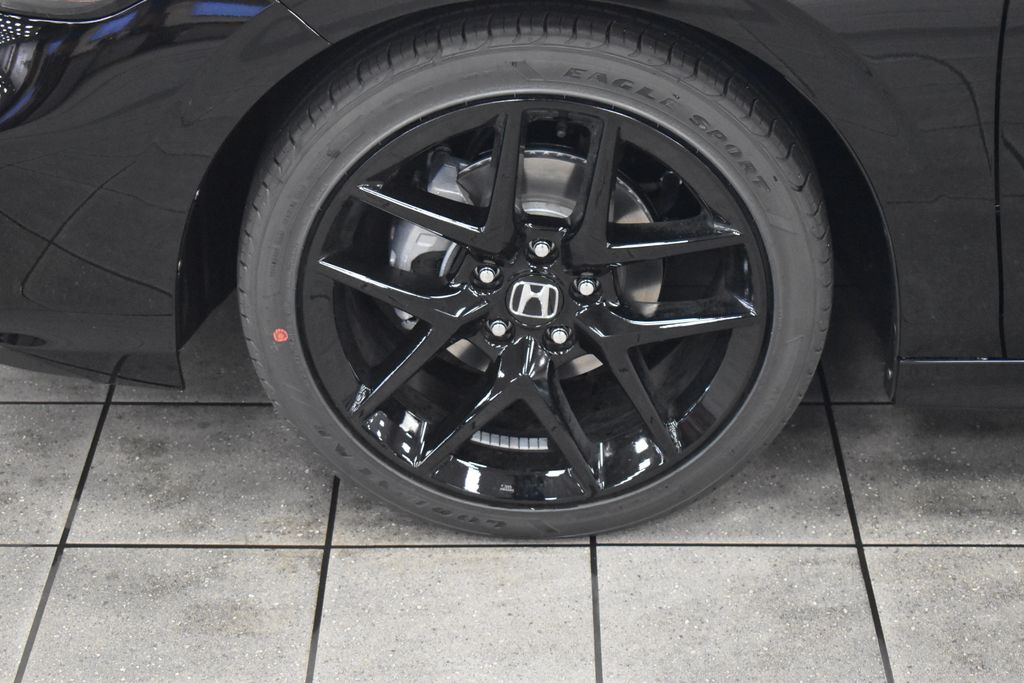 2026 Honda Civic Sport photo 6