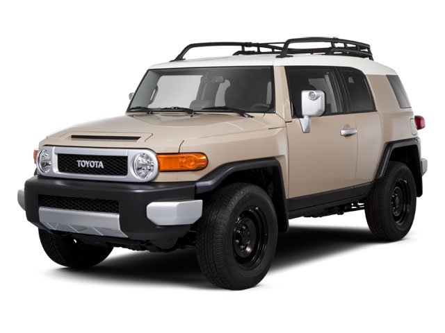2013 Toyota FJ Cruiser Base's photo
