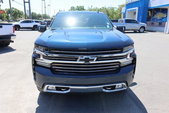 2022 Chevrolet Silverado 1500 LT High Country photo 2