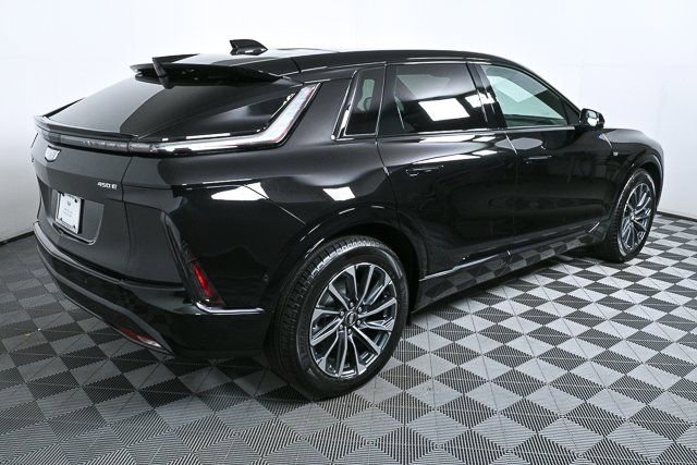 2026 Cadillac Lyriq Sport photo 3