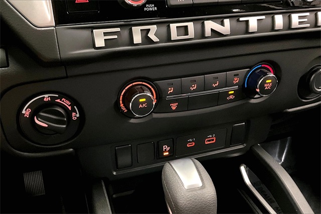 2025 Nissan Frontier SV photo 27