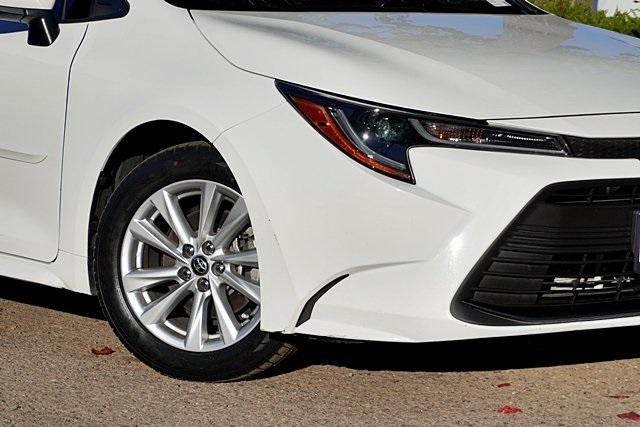 Used 2024 White Toyota LE image 3