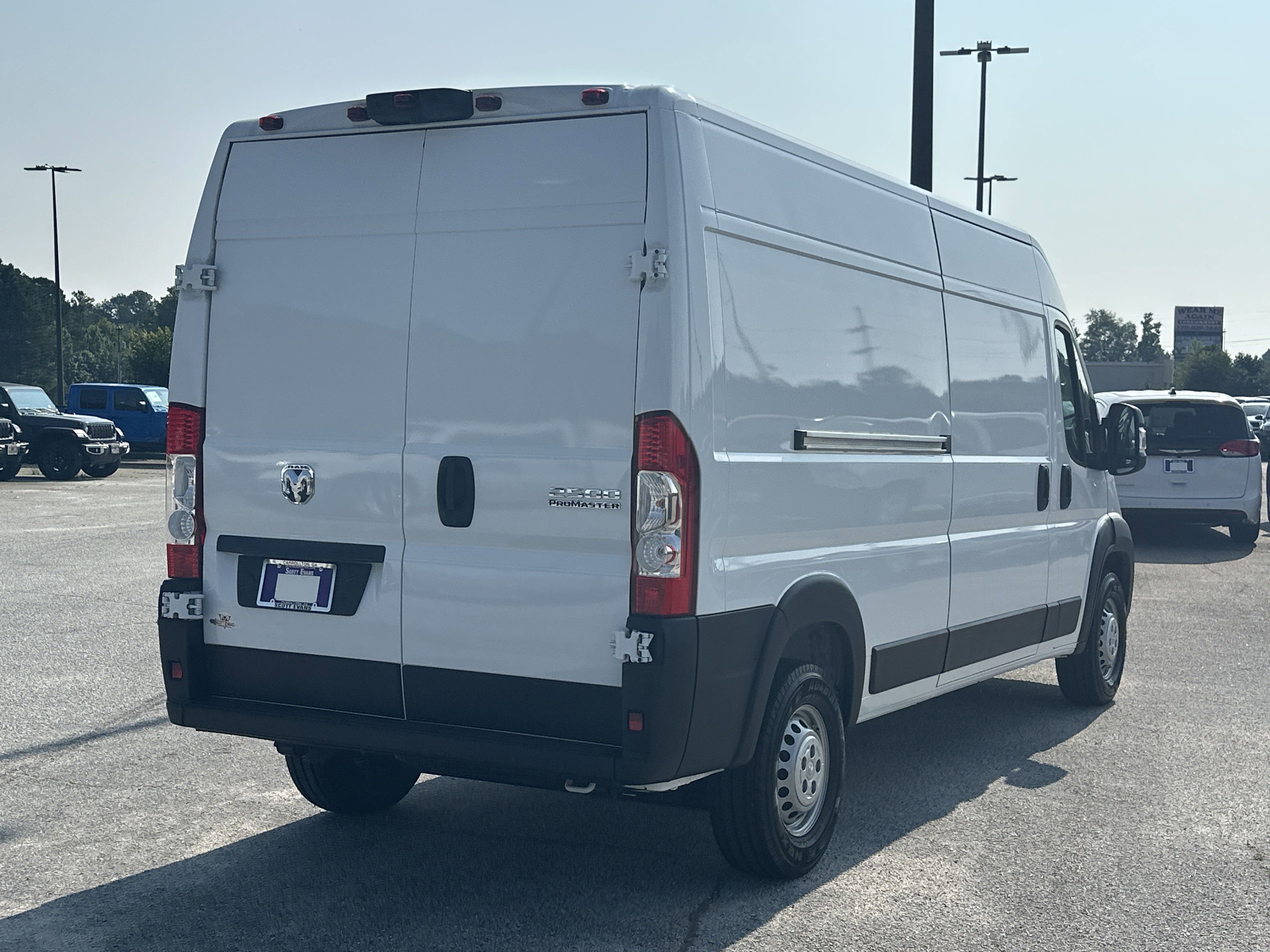 2025 Ram ProMaster 2500 photo 4