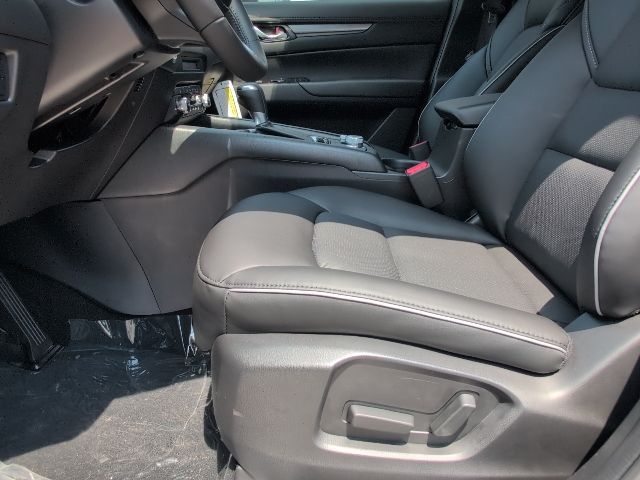 2025 Mazda CX-5 2.5 Select photo 17