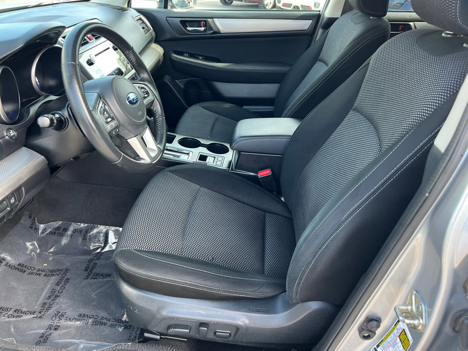 2017 Subaru Outback 2.5i Premium photo 23