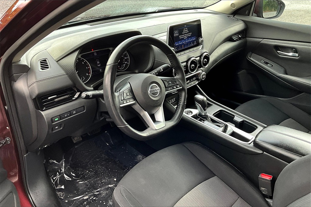 2021 Nissan Sentra SV photo 16