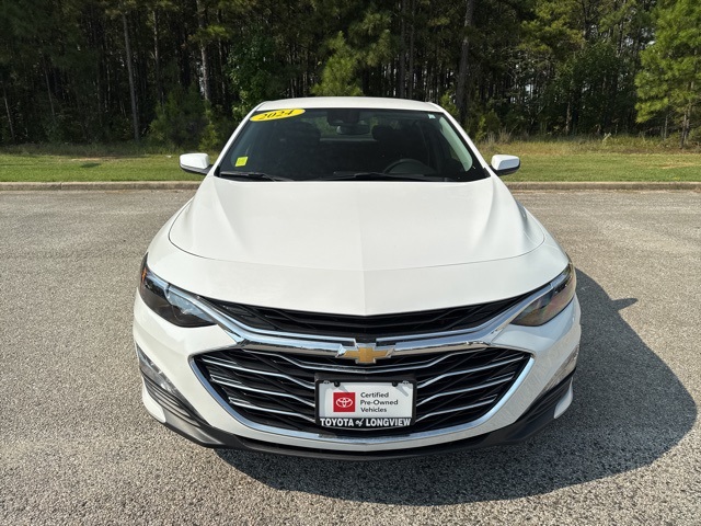 2024 Chevrolet Malibu 1LT photo 2