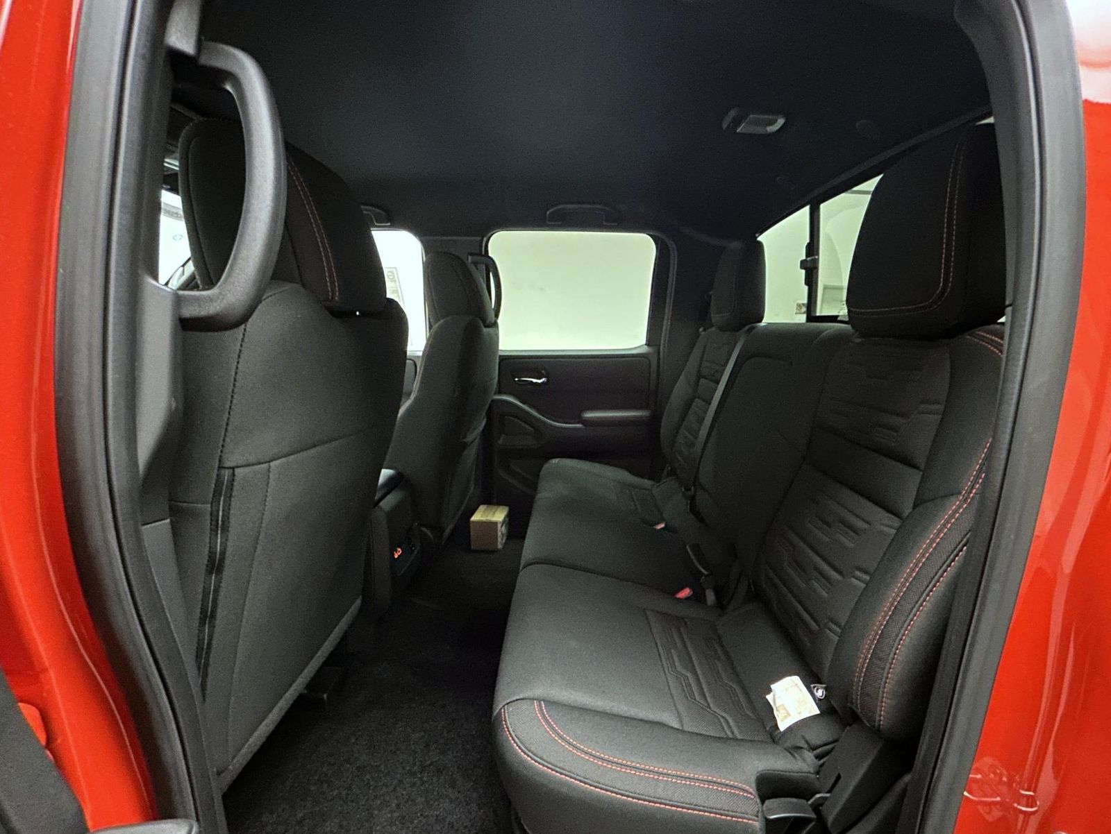 2025 Nissan Frontier Crew Cab PRO-4X photo 11