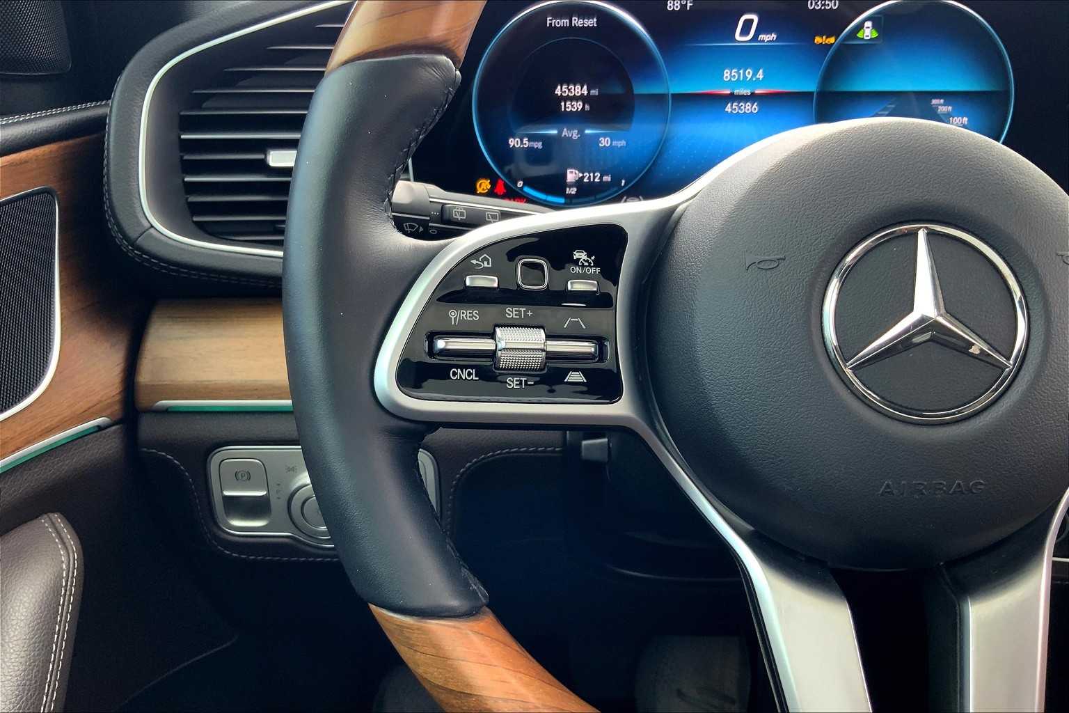 2022 Mercedes Benz GLE 450 4MATIC photo 19
