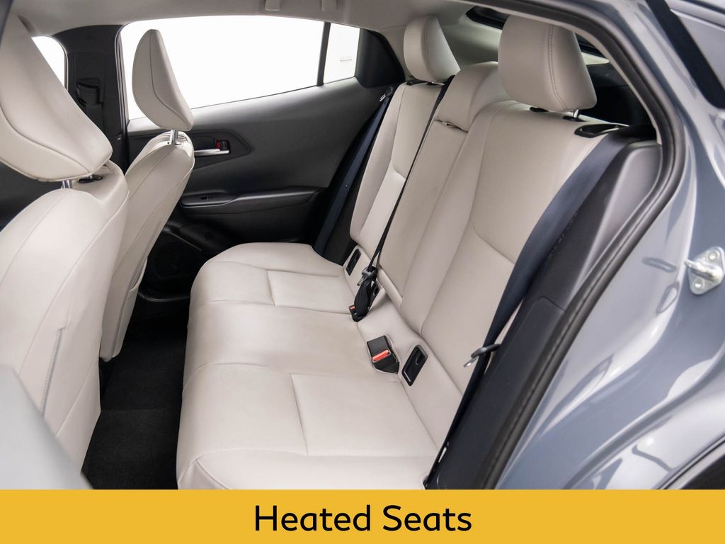 2024 Toyota Prius XLE photo 15