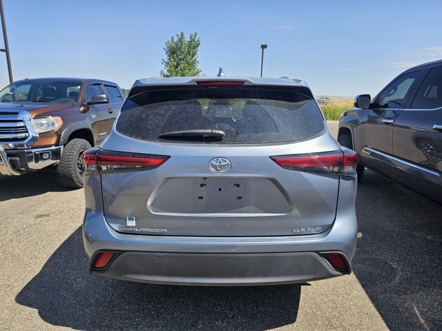 2022 Toyota Highlander XLE photo 6