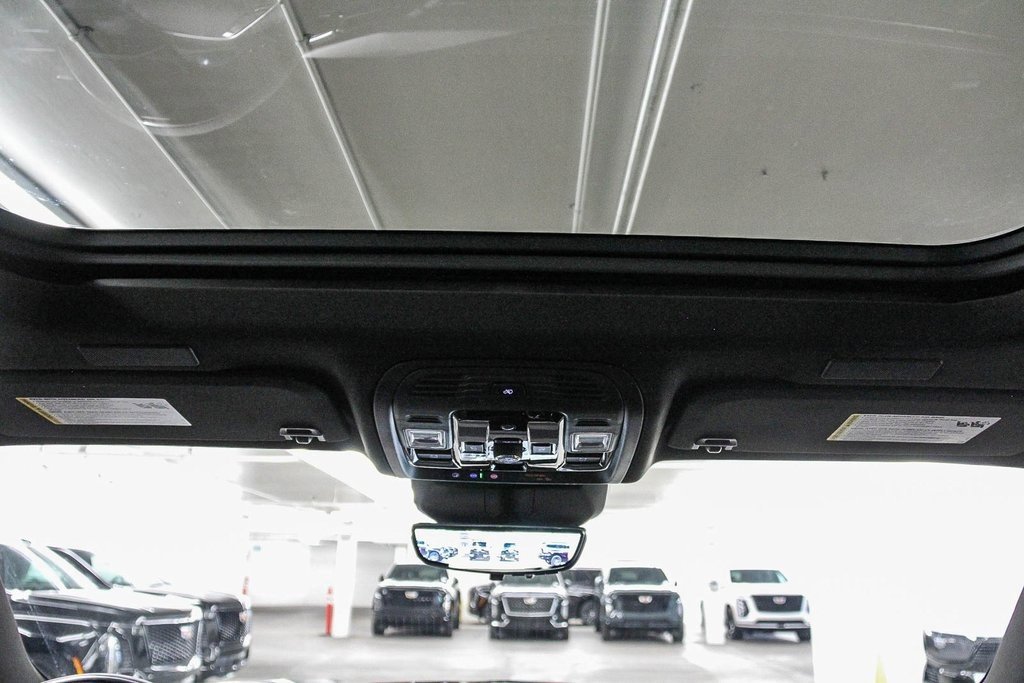2026 Cadillac Escalade Luxury photo 10