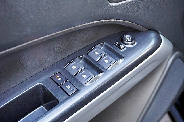 Used 2022 Black Chevrolet ZR2 image 24