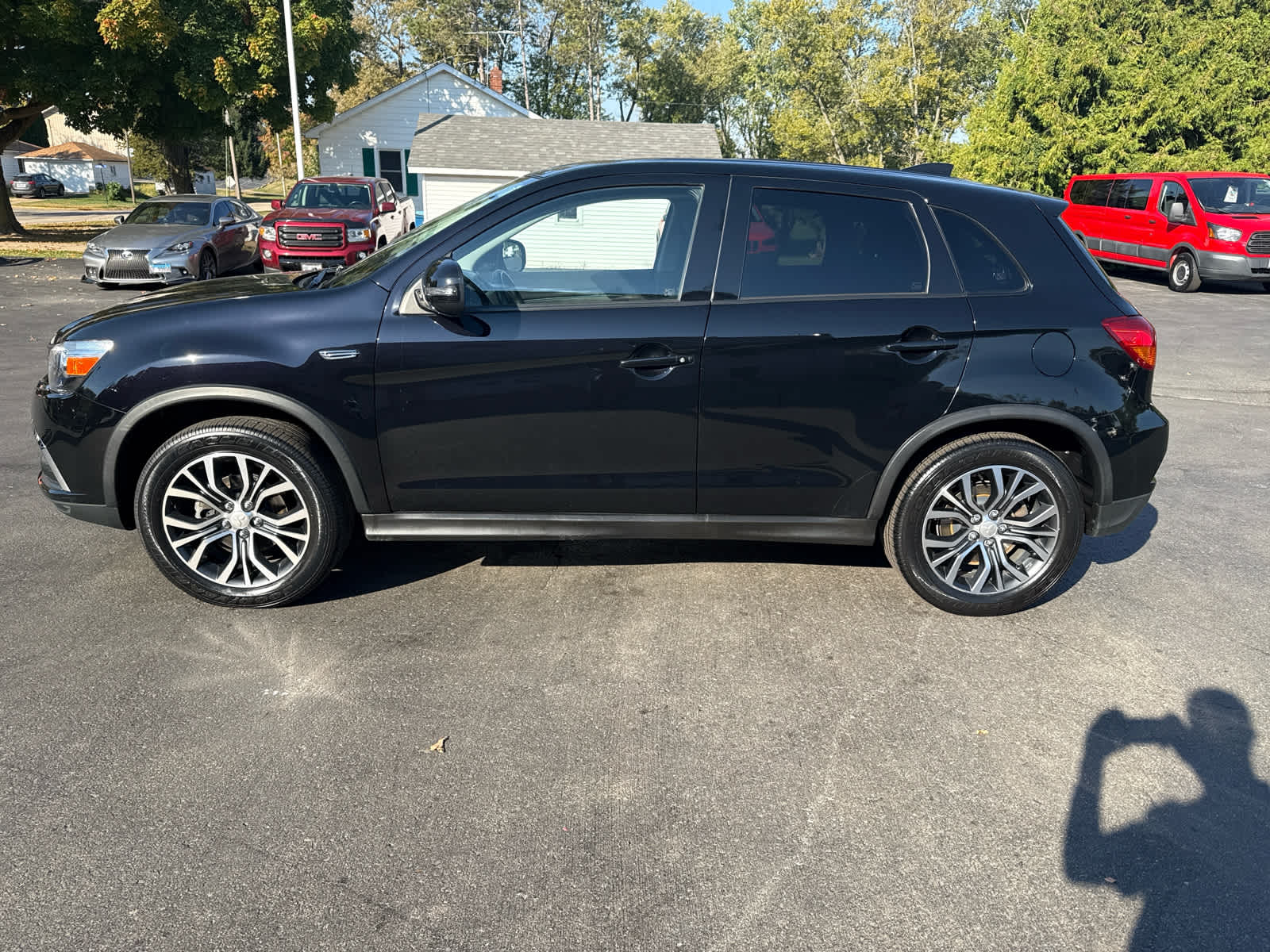 2019 Mitsubishi Outlander Sport SE photo 4