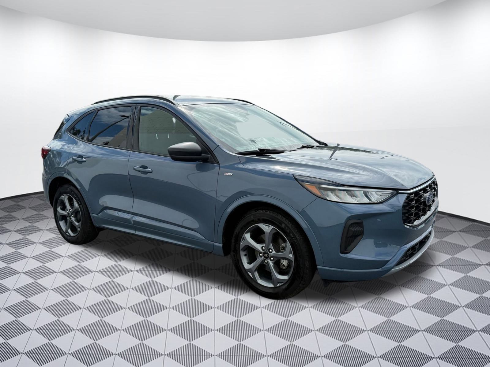 2024 Ford Escape ST-Line photo 7