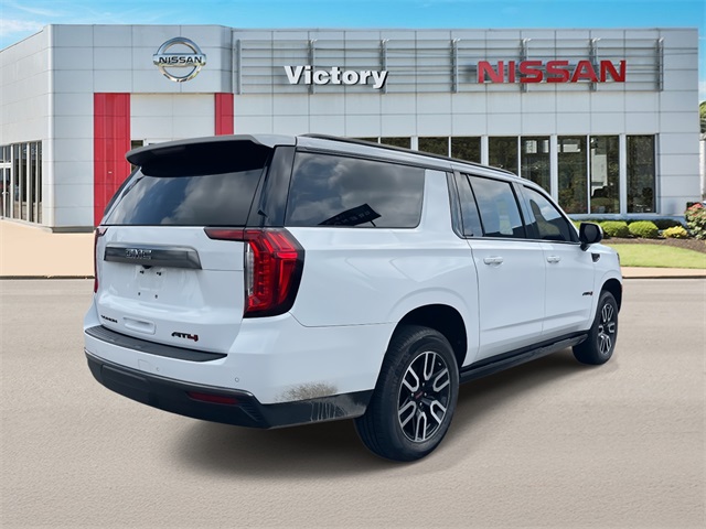 2021 Gmc Yukon XL AT4 photo 3