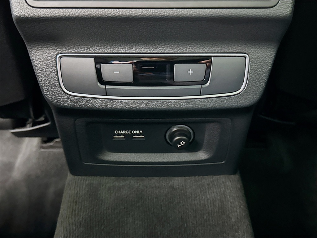 2024 Audi Q5 45 S line Premium Plus photo 16