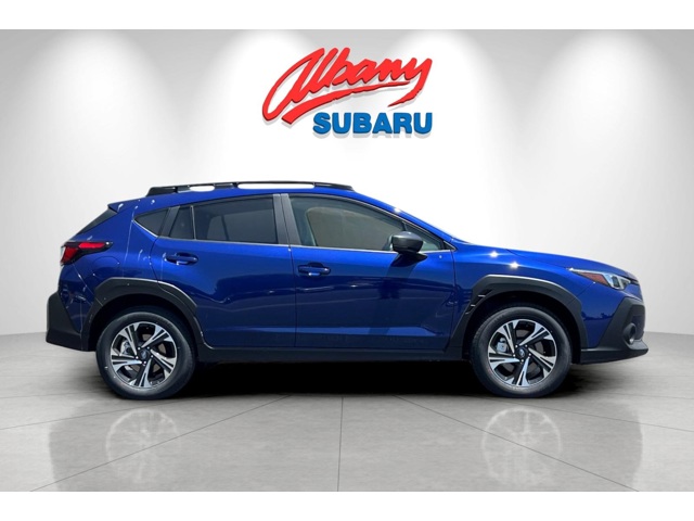 2025 Subaru Crosstrek Premium photo 3