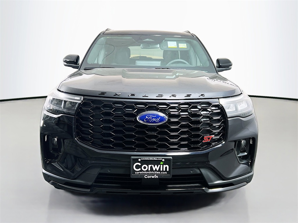 2025 Ford Explorer ST photo 2
