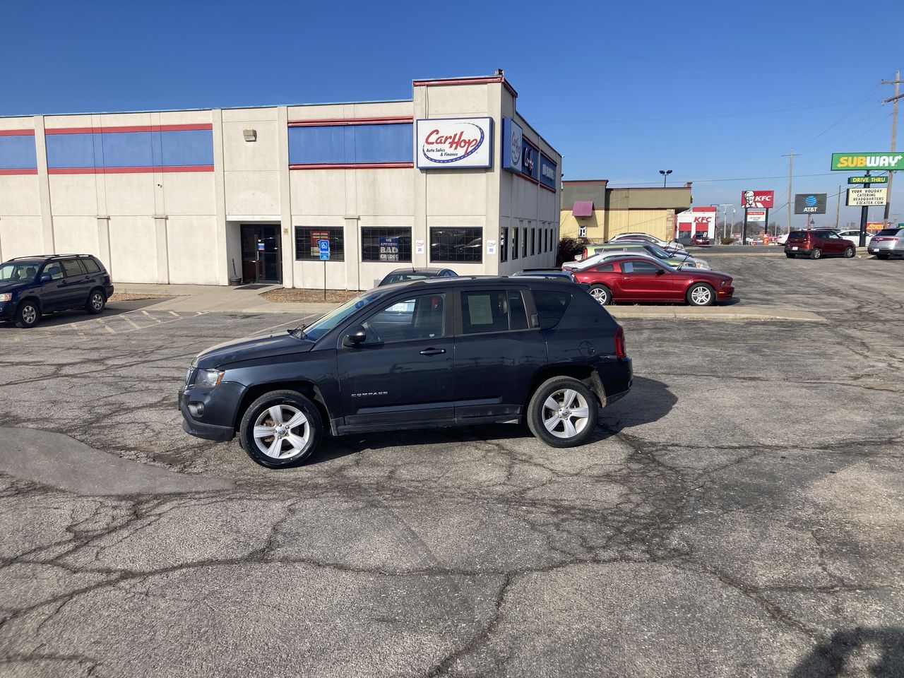 2016 Jeep Compass Sport's photo