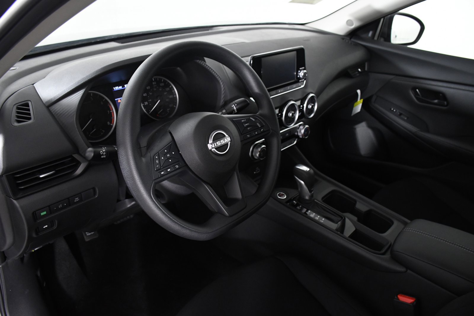 2025 Nissan Sentra S photo 18