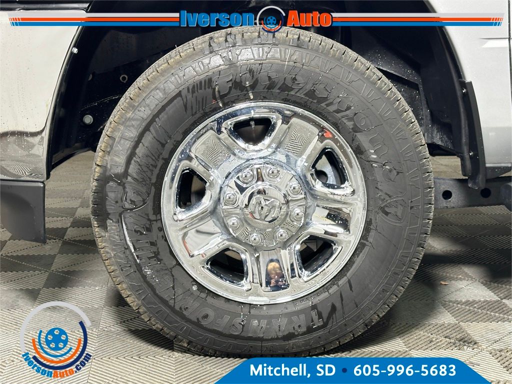 2026 Ram 2500 Tradesman photo 11