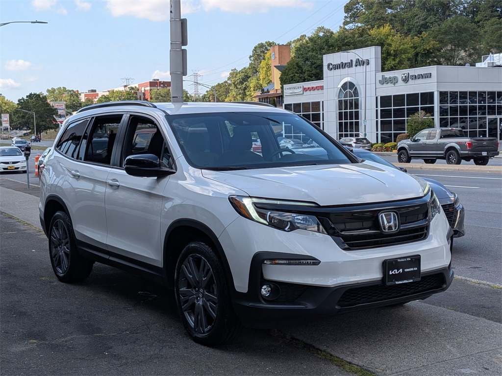 2022 Honda Pilot Sport photo 2