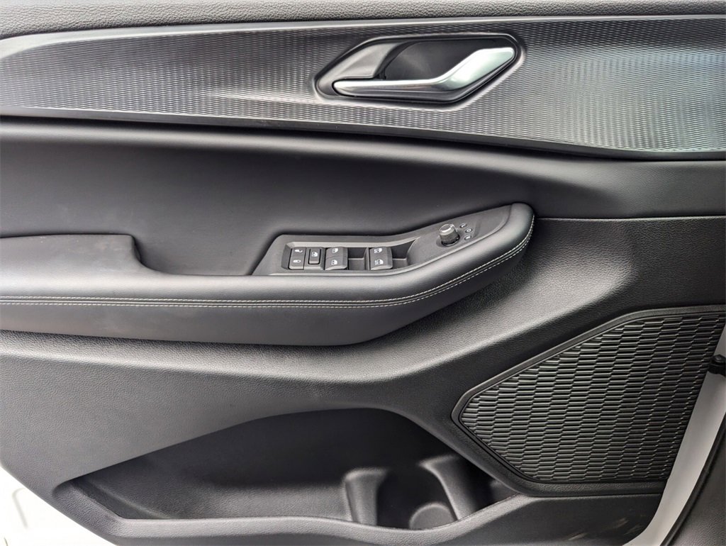 2025 Jeep Grand Cherokee Altitude photo 12