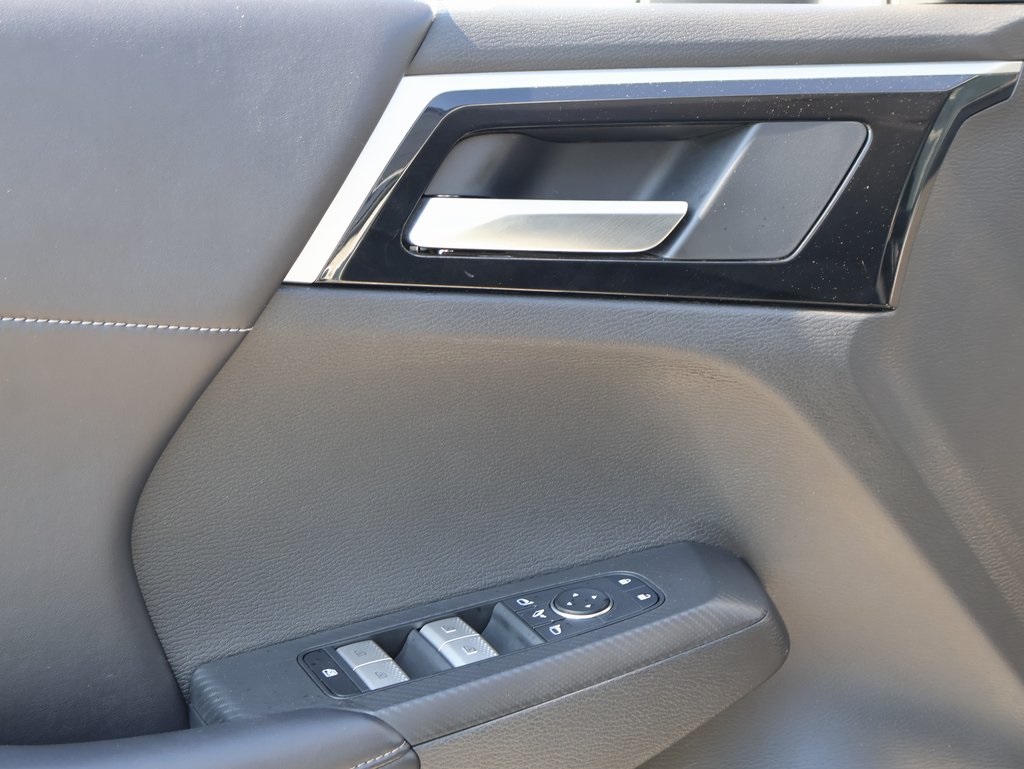 2024 Mitsubishi Outlander SE photo 23