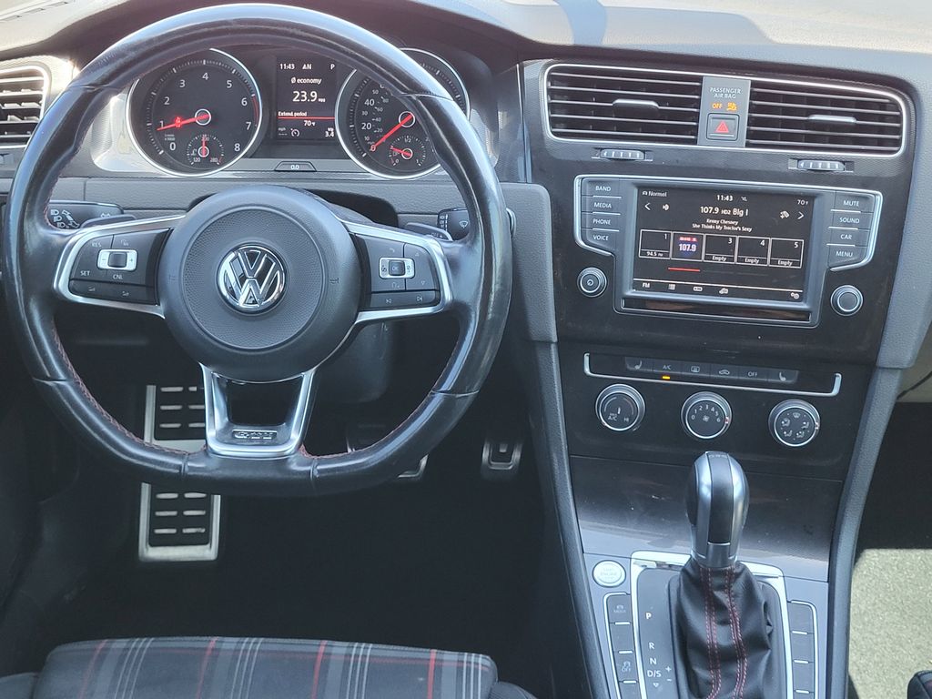 2017 Volkswagen Golf GTI S photo 22