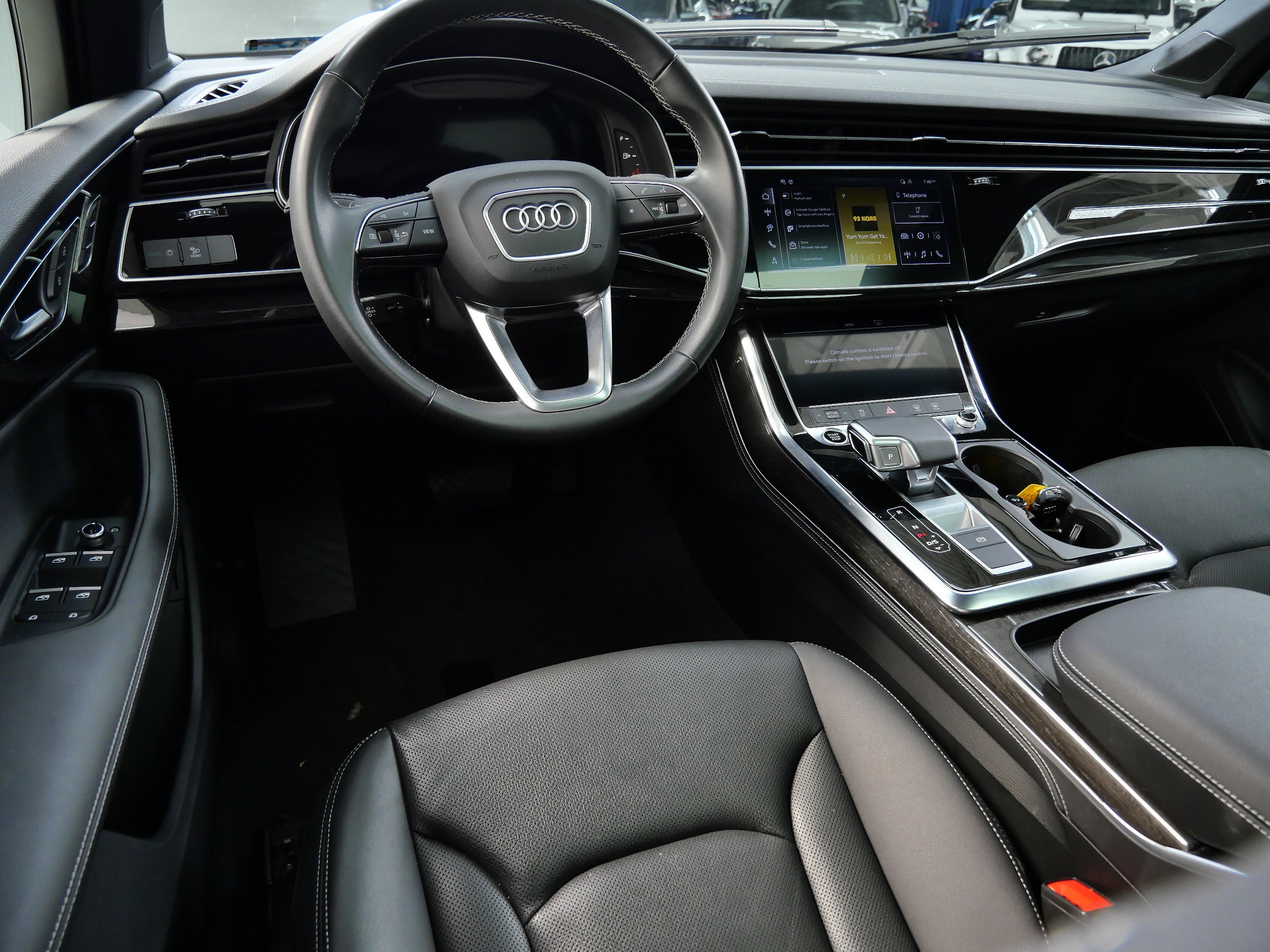Used 2025 Audi Q7 Premium Plus with VIN WA1LVBF73SD009666 for sale in Minnetonka, Minnesota