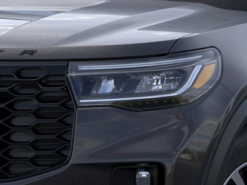 2025 Ford Explorer ST-Line photo 16