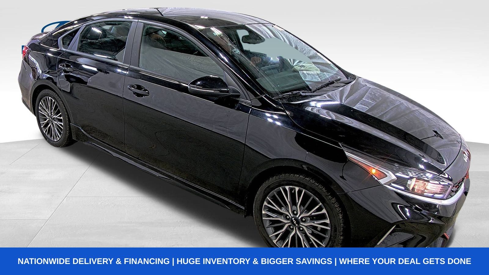 2023 Kia Forte GT-Line's photo