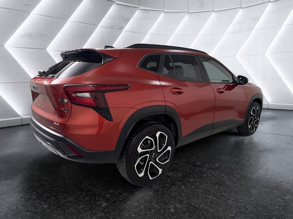 2024 Chevrolet Trax photo 4
