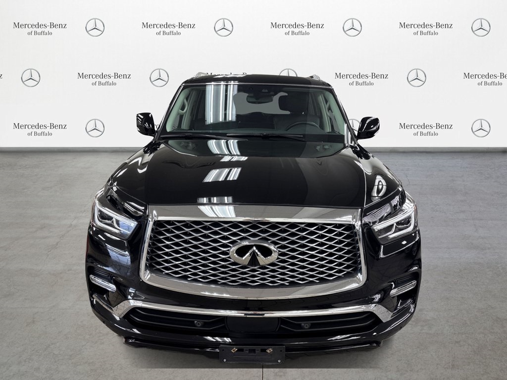 2022 Infiniti QX80 Luxe photo 2