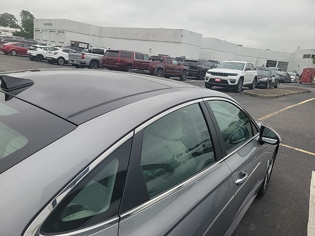 2023 Hyundai Sonata SEL photo 17