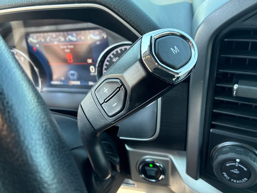 2022 Ford F-150 XLT photo 22