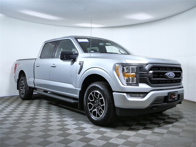 2022 Ford F-150 XLT's photo
