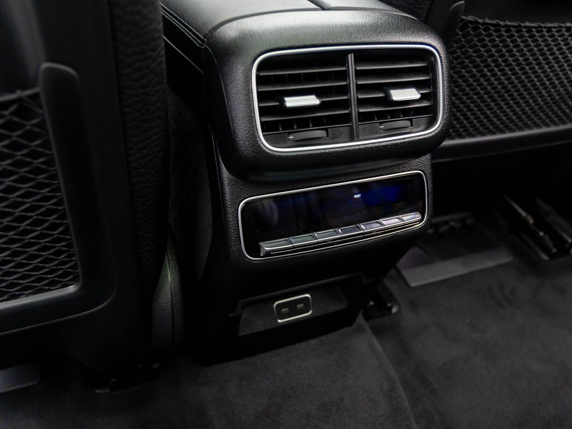 2025 Mercedes Benz GLS 450 4MATIC photo 13