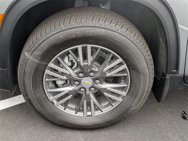 2026 Chevrolet Traverse photo 9
