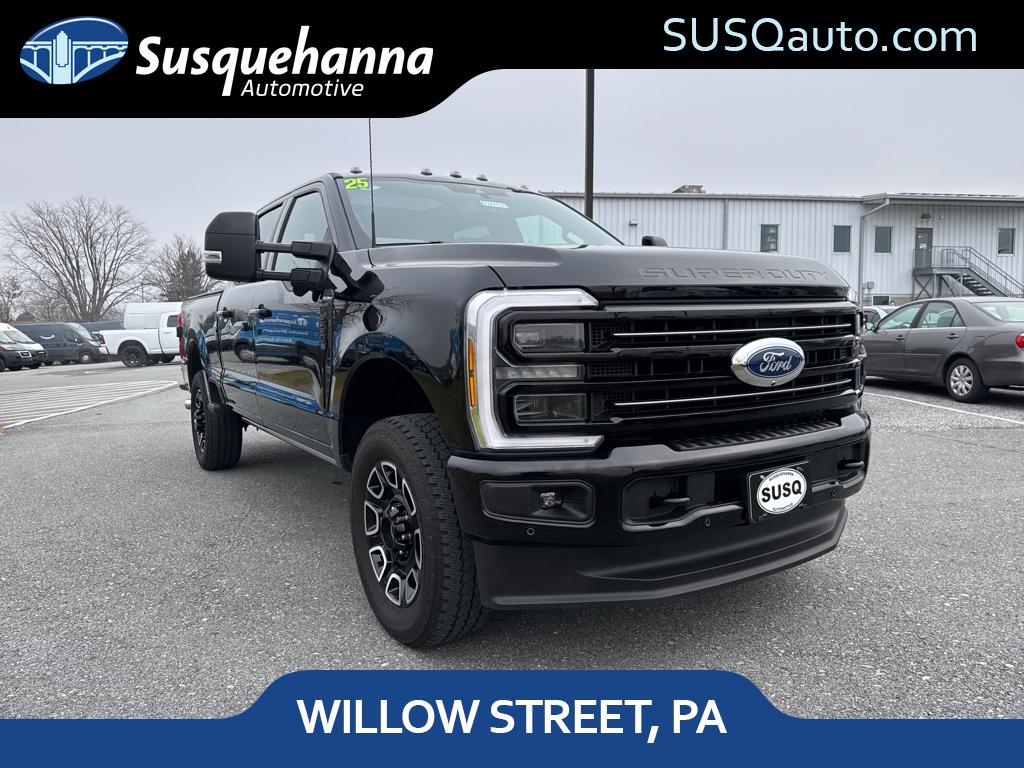2025 Ford F-250 Super Duty Platinum's photo