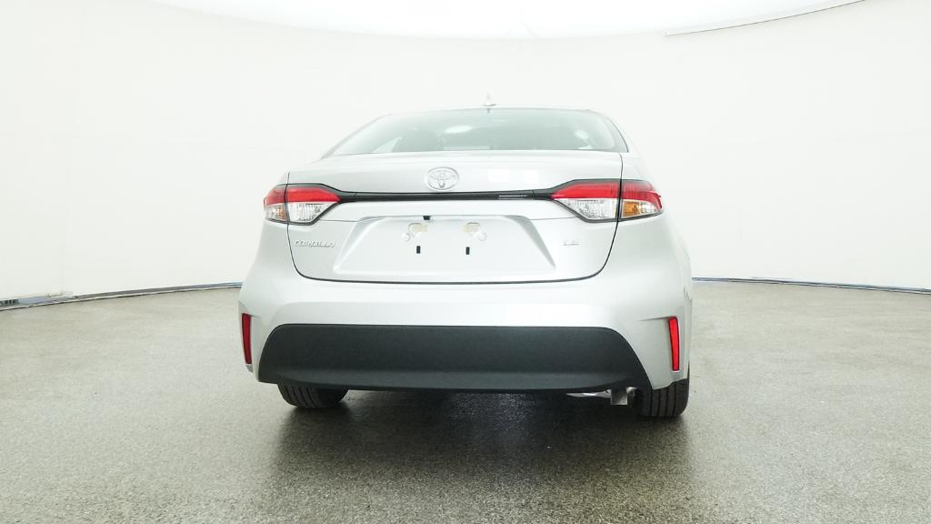 2025 Toyota Corolla LE photo 16