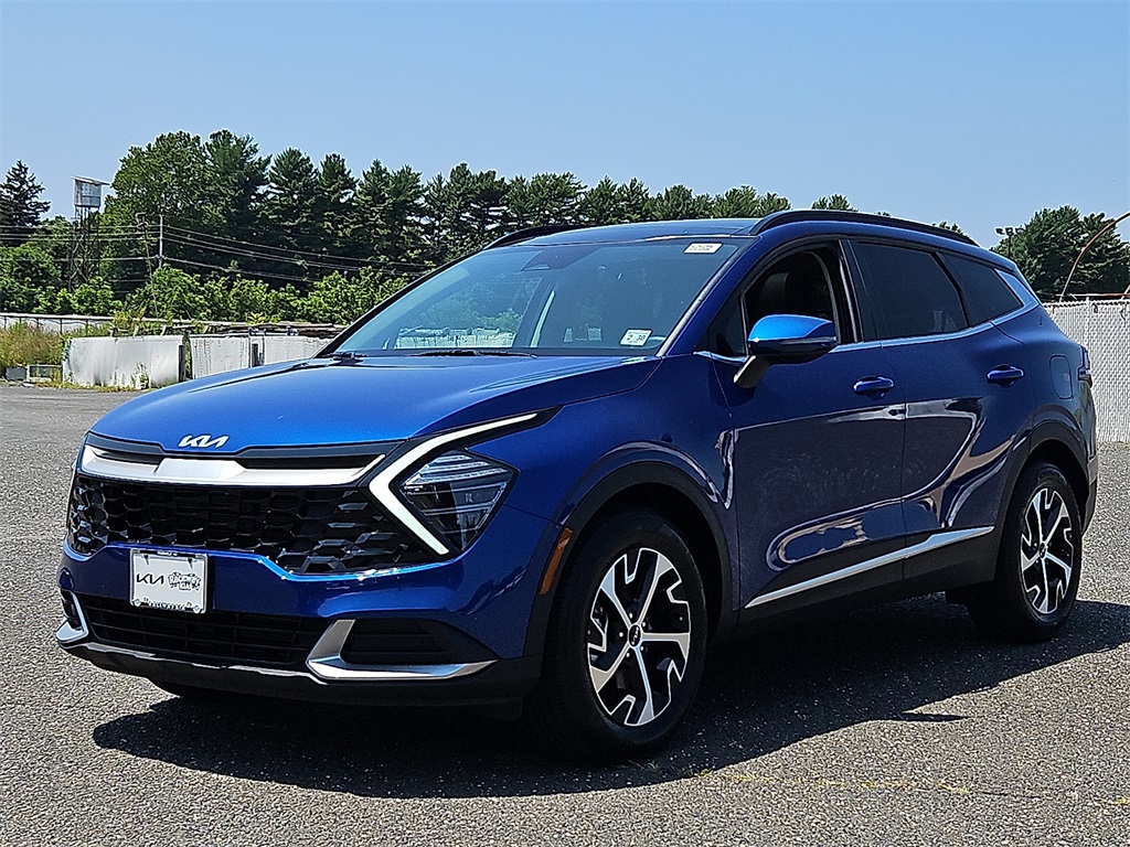 2025 Kia Sportage EX photo 3