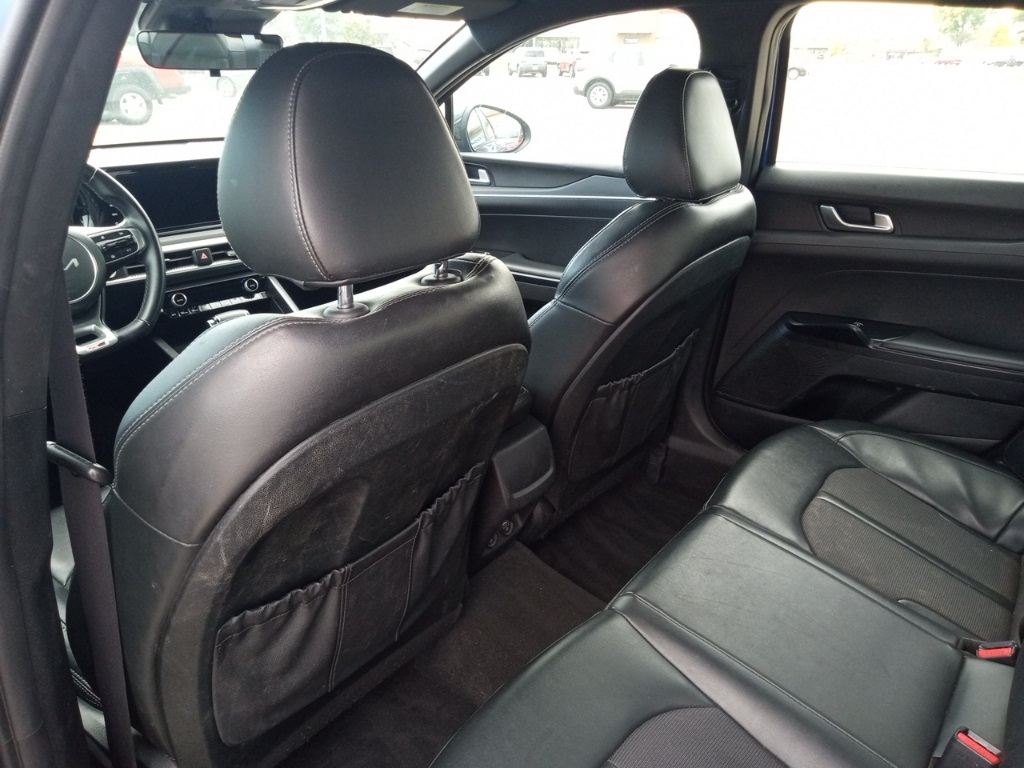 2022 Kia K5 GT-Line photo 16