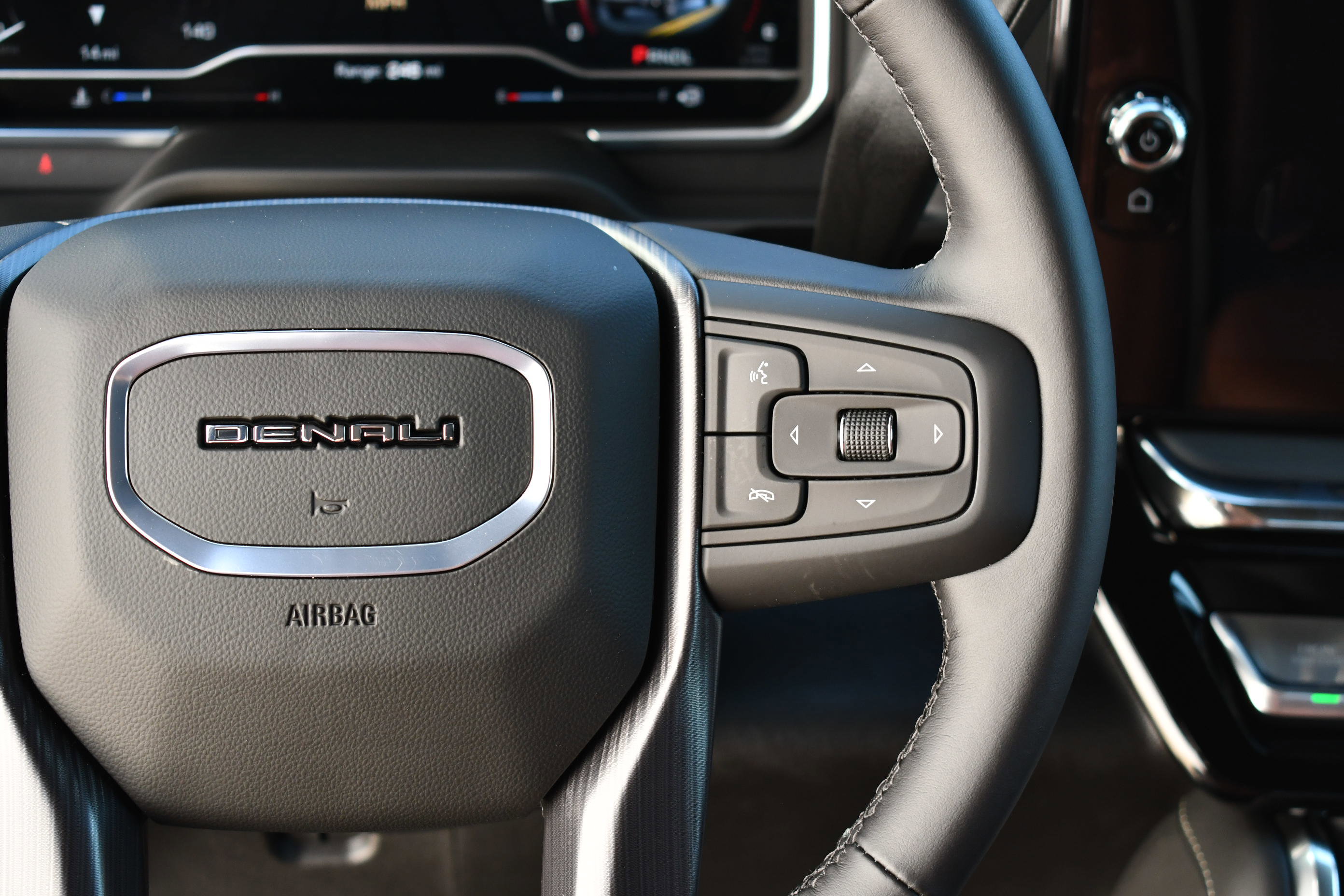 2025 Gmc Sierra 2500 HD Denali Ultimate photo 18