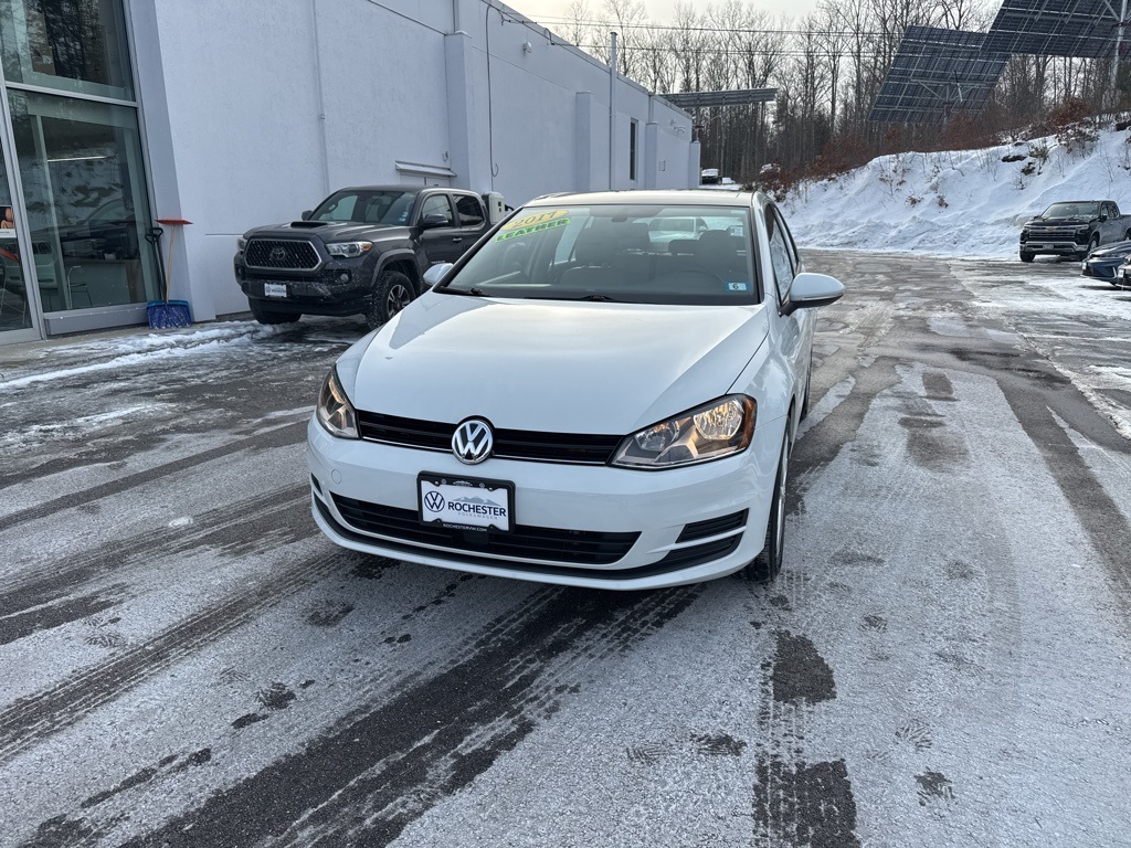 2017 Volkswagen Golf Wolfsburg Edition's photo